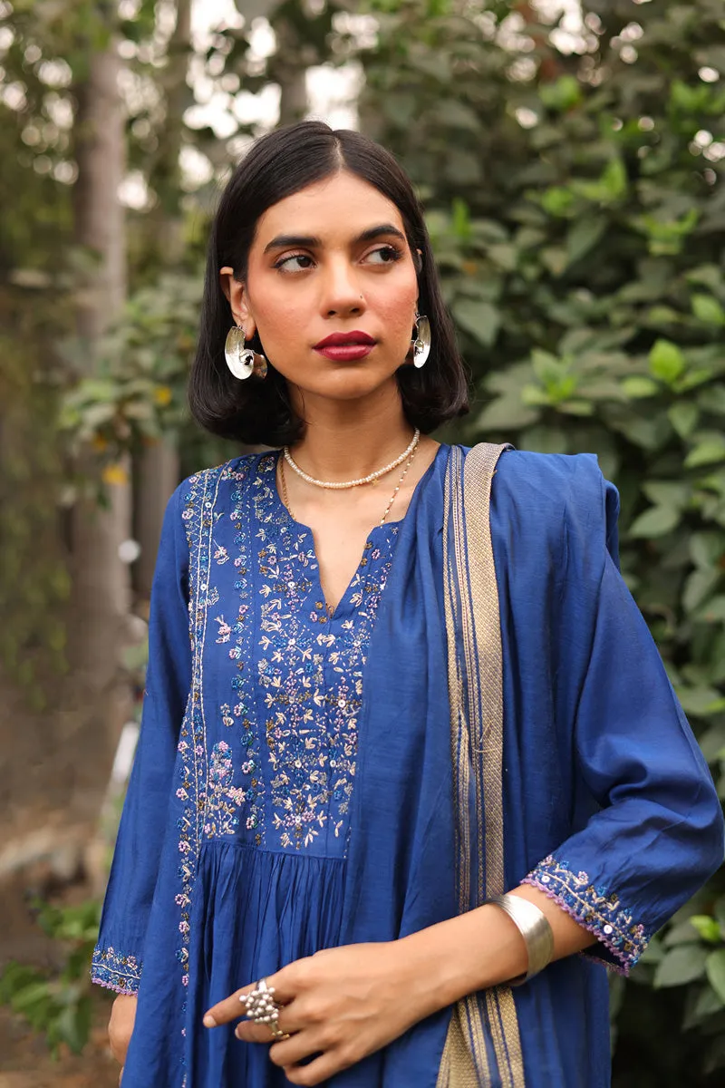 Balochi Begum 3-Piece Embroidered Suit