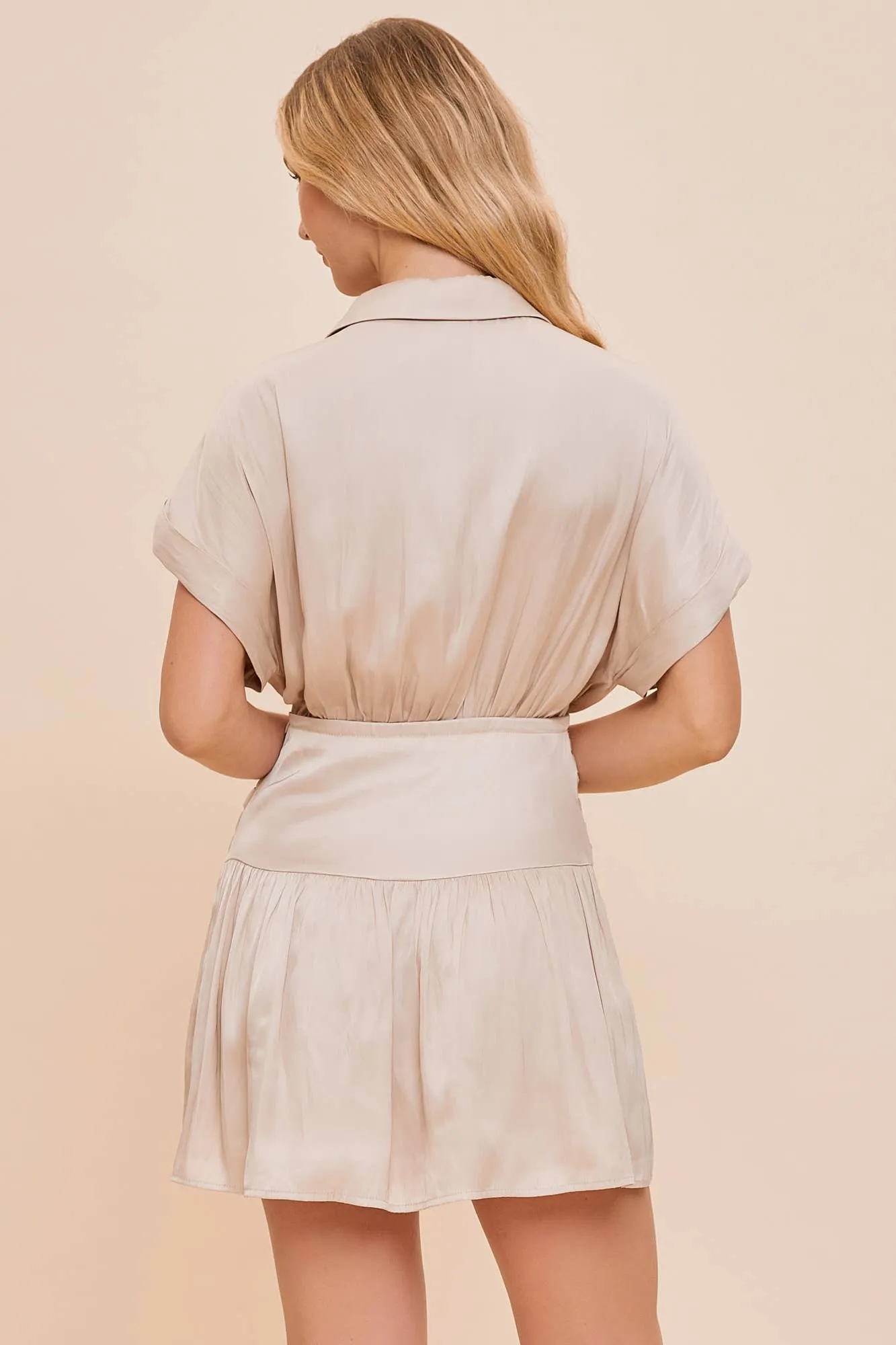 BEIGE SHIRRING WRAP DRESS