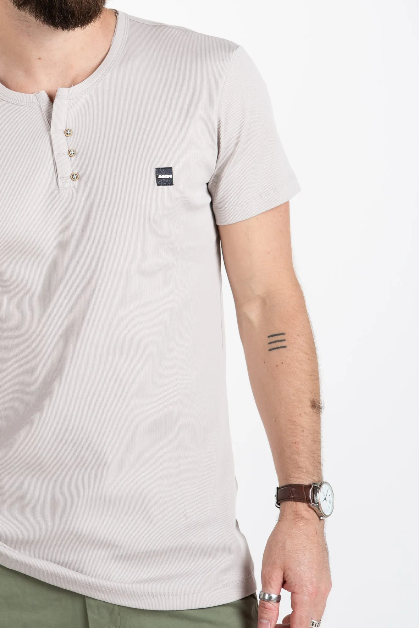 Henley T-Shirt - Taupe