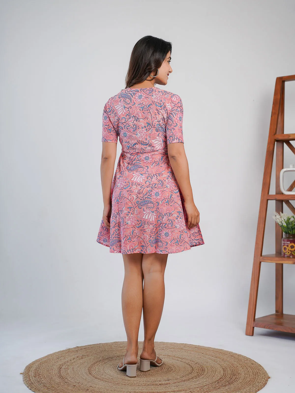 Knee-Length Tie-ups Wrap Dress Pink