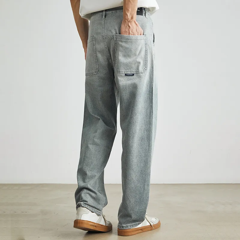 MICRO-FLARED JEANS WITH LOOSE STRAIGHT-LEG WASHED DISTRESSED CLEANFIT PANTS
