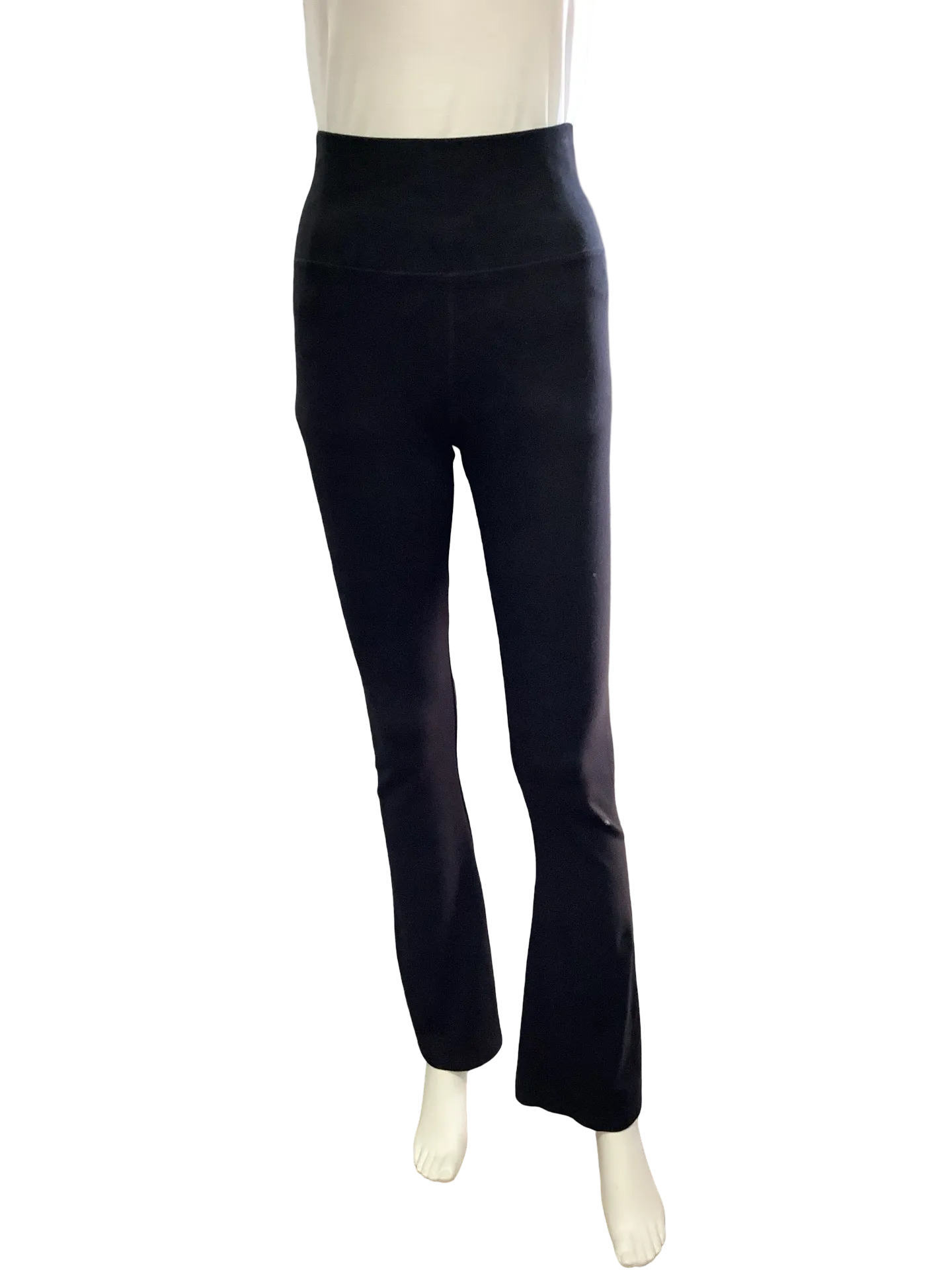 Perfect White Tee Pant Black Size: L