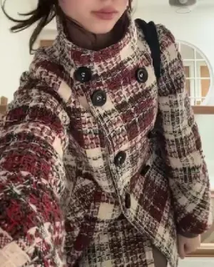 Plaid High-Collar Jacket